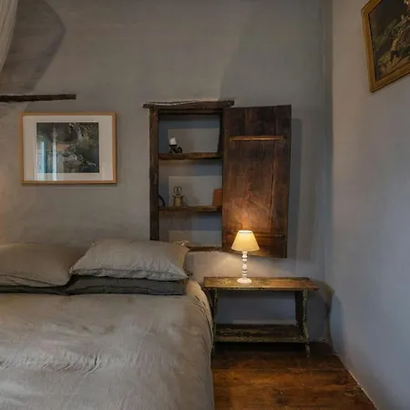 別荘 Historic With Loggia In *