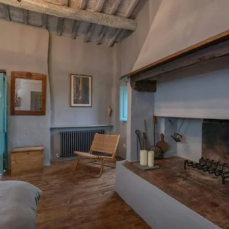 Historic With Loggia In Holiday home Cortona