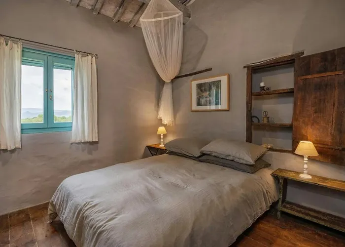 Historic With Loggia In Holiday home