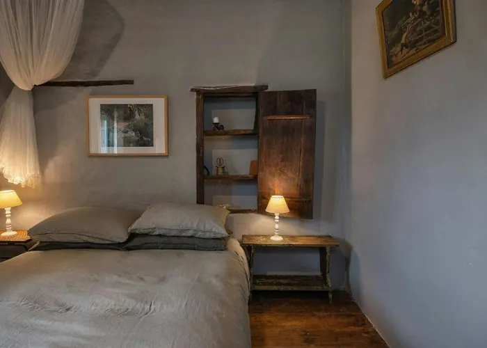 Historic With Loggia In Tatil Evi *